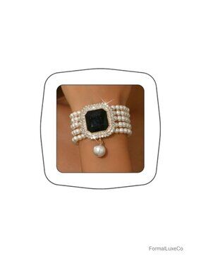 Vintage Multi-layered Beaded Pearl Bracelet with Crystal Charm, 1920s Gatsby